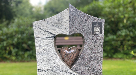 QR-Code am Grabstein